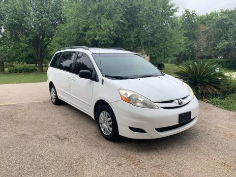2006 Toyota Sienna for sale at CARWIN MOTORS in Katy TX