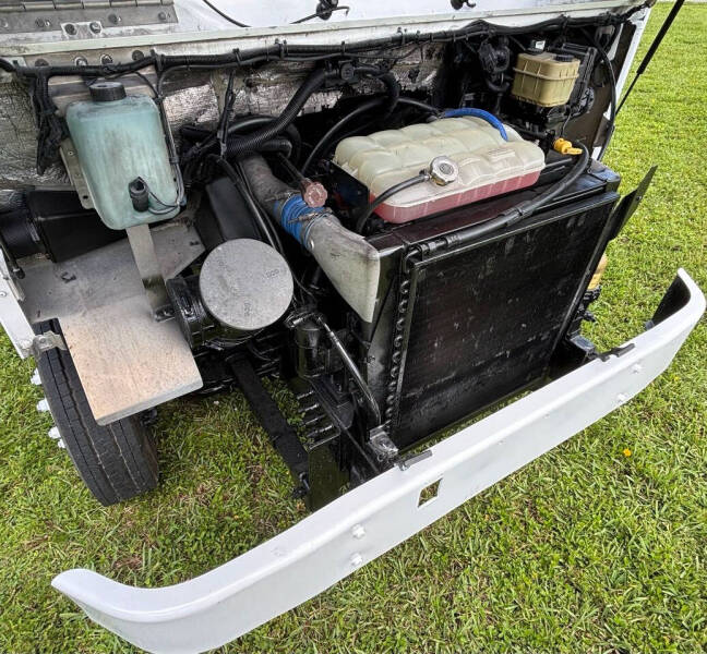 2004 Freightliner MT45 Chassis