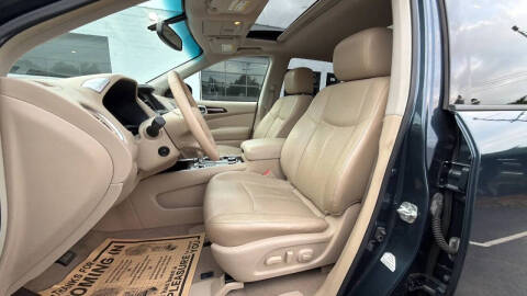 2013 Nissan Pathfinder Platinum