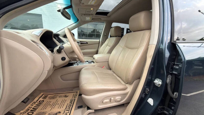 2013 Nissan Pathfinder Platinum