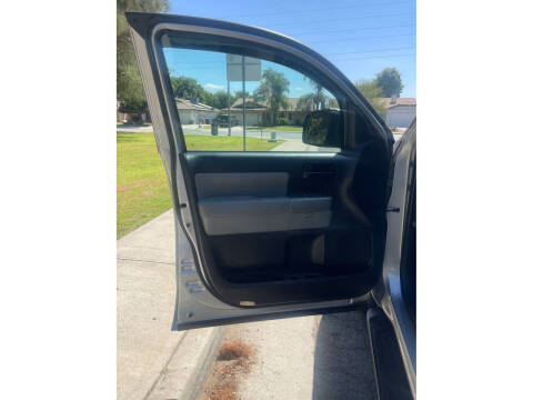 2016 Toyota Sequoia SR5