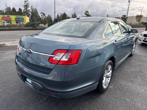 2010 Ford Taurus SEL