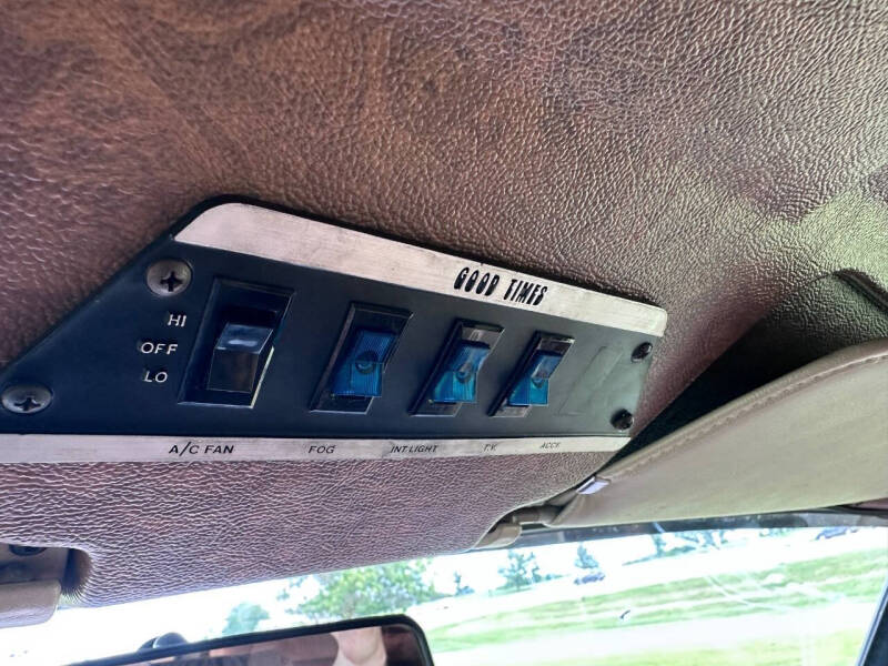 1984 Dodge Ram Van