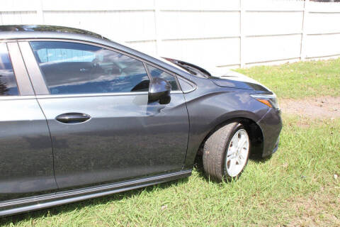 2018 Chevrolet Cruze LT Auto