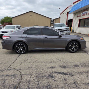 2020 Toyota Camry SE
