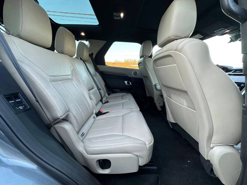 2017 Land Rover Discovery HSE