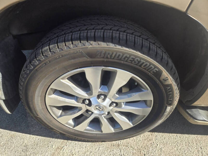 2010 Toyota Sequoia Limited