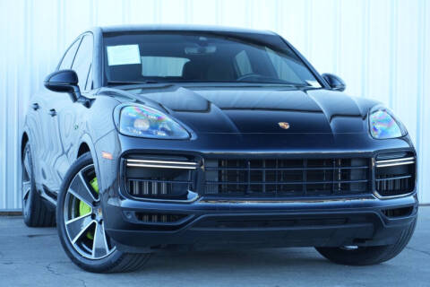 2021 Porsche Cayenne Turbo S E-Hybrid Coupe