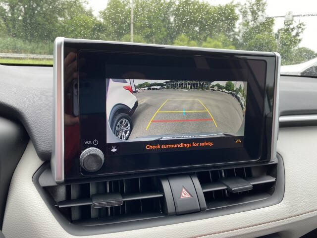 2023 Toyota RAV4 Hybrid XLE