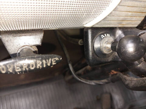 1951 Ford Deluxe