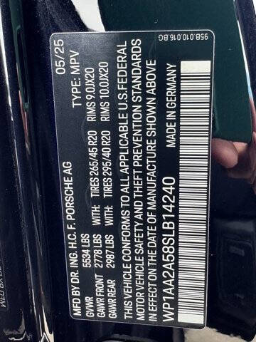 2025 Porsche Macan T