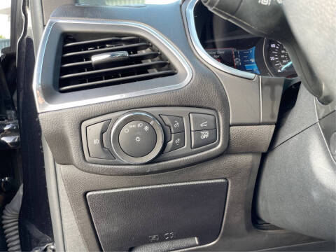 2020 Ford Edge Titanium