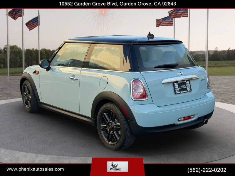 2011 MINI Cooper