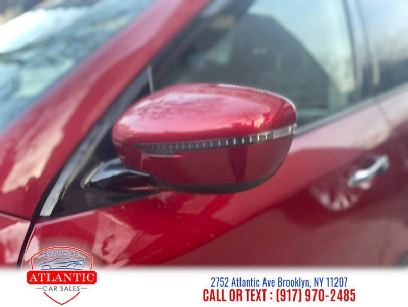 2020 Nissan Pathfinder SV