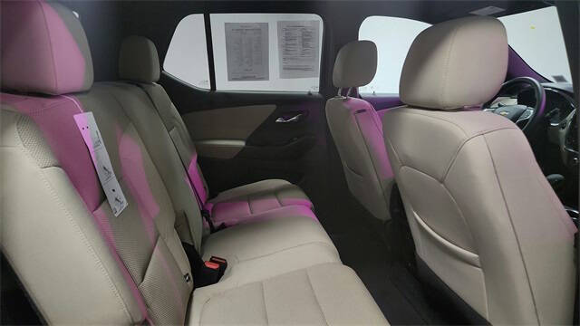 2022 Chevrolet Traverse LS