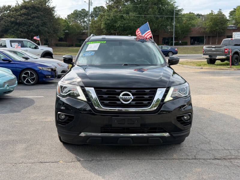 2018 Nissan Pathfinder SV