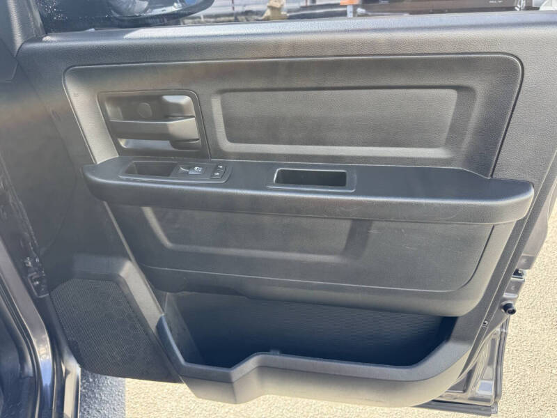 2017 RAM 1500 Express