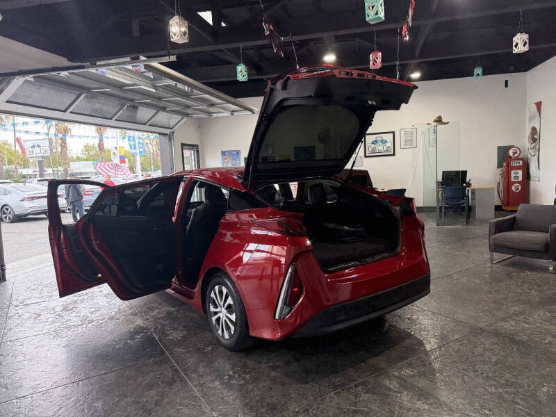 2021 Toyota Prius Prime XLE