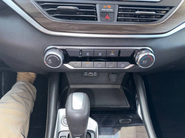 2023 Nissan Altima 2.5 SV