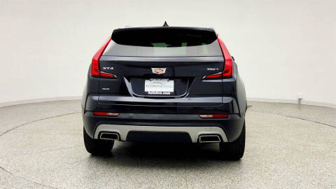 2023 Cadillac XT4 Premium Luxury