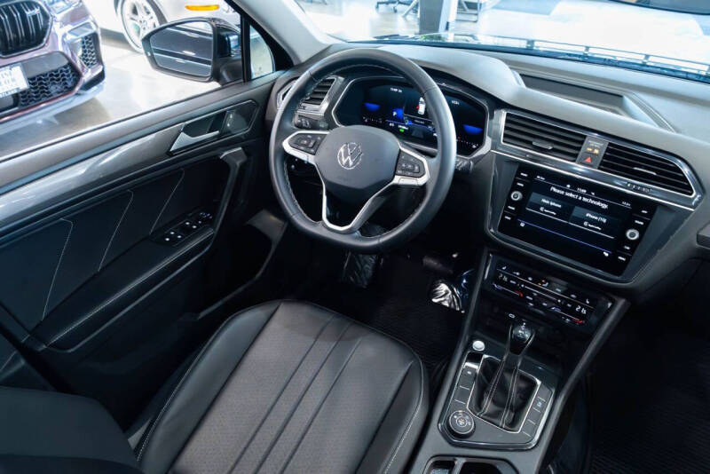 2023 Volkswagen Tiguan SE 4Motion