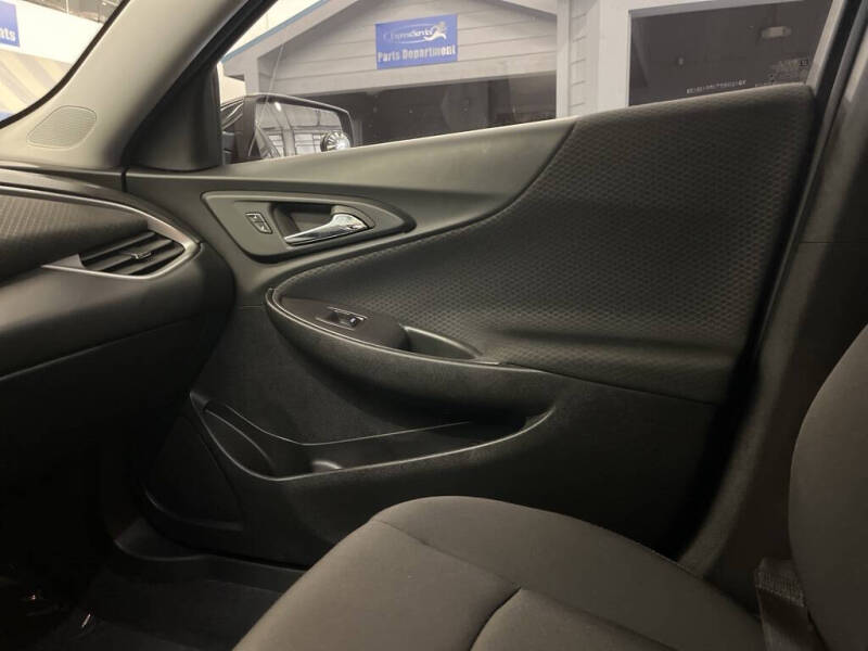 2023 Chevrolet Malibu RS