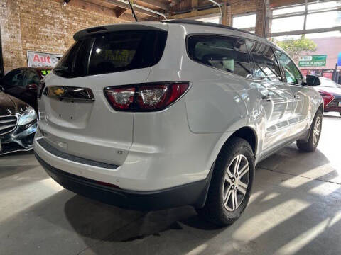2017 Chevrolet Traverse LT