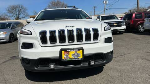 2015 Jeep Cherokee for sale at CarMart One LLC in Freeport NY
