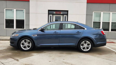 2018 Ford Taurus SE