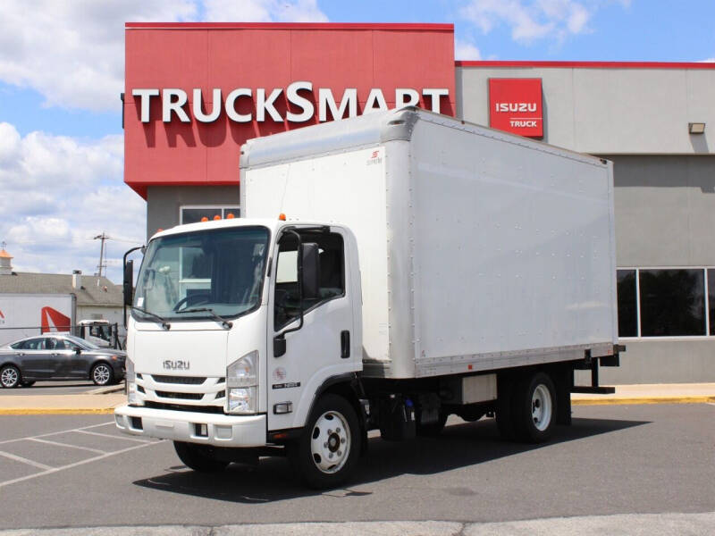 2019 Isuzu NRR for sale in Morrisville, PA