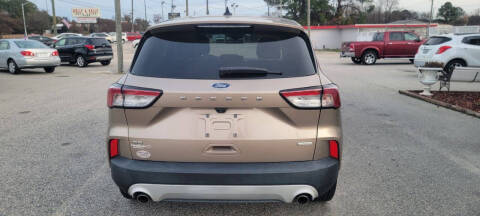 2020 Ford Escape SE