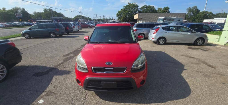 2012 Kia Soul +