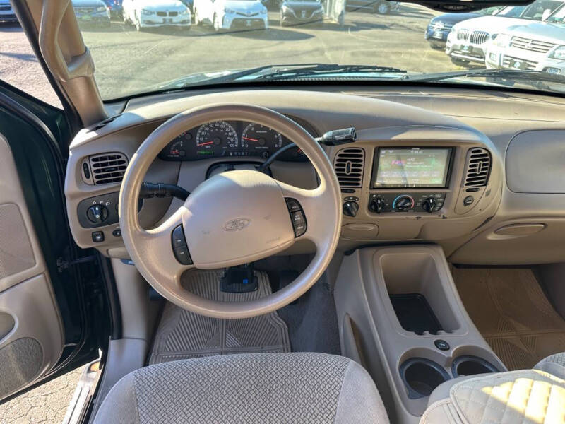 2001 Ford Expedition XLT