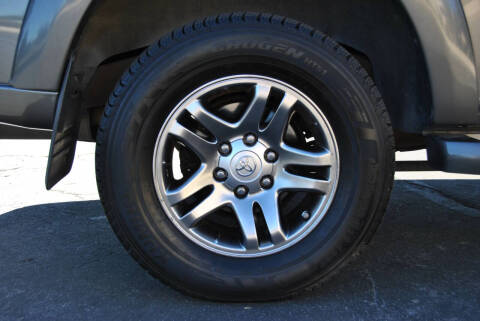 2006 Toyota Sequoia SR5