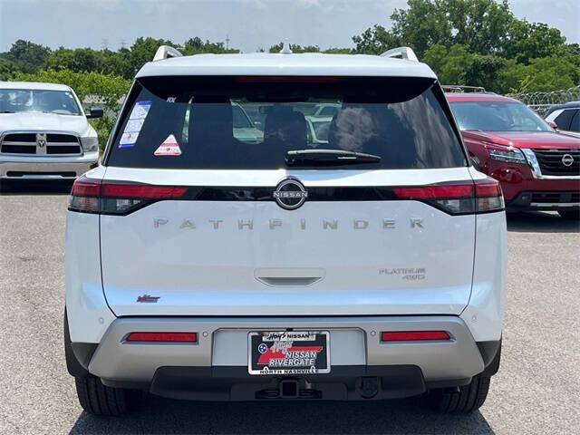 2025 Nissan Pathfinder Platinum