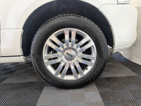 2014 Lincoln Navigator L