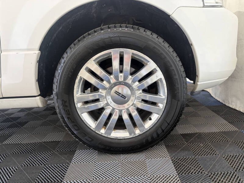 2014 Lincoln Navigator L