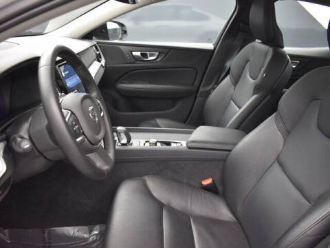 2024 Volvo S60 B5 Core Dark Theme