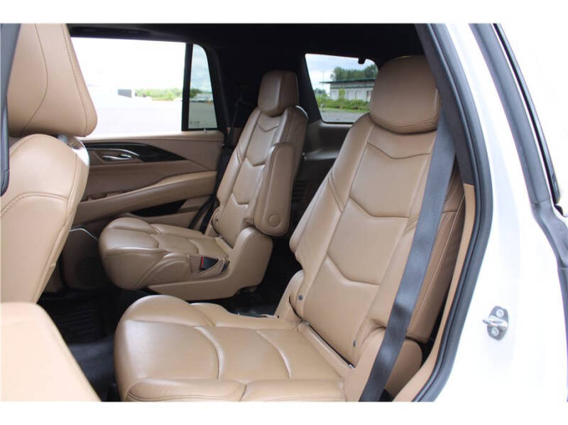 2018 Cadillac Escalade Platinum