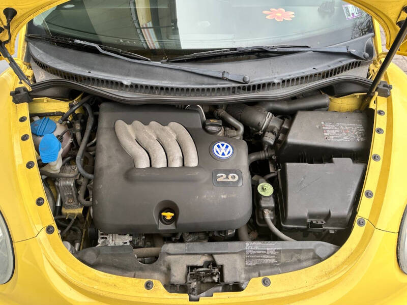 2005 Volkswagen New Beetle GL