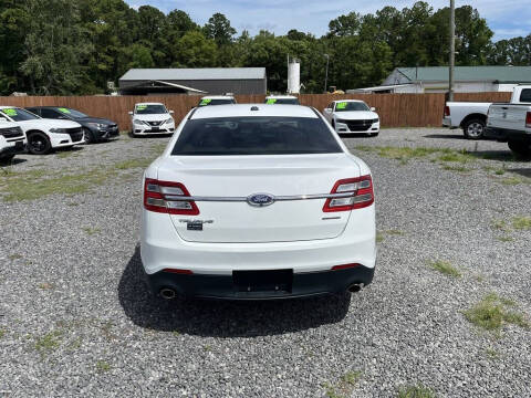 2018 Ford Taurus SE