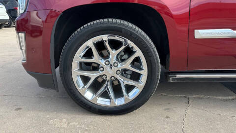 2017 Cadillac Escalade ESV Platinum