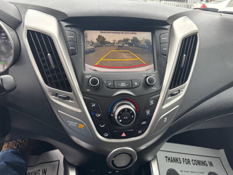 2017 Hyundai Veloster Value Edition