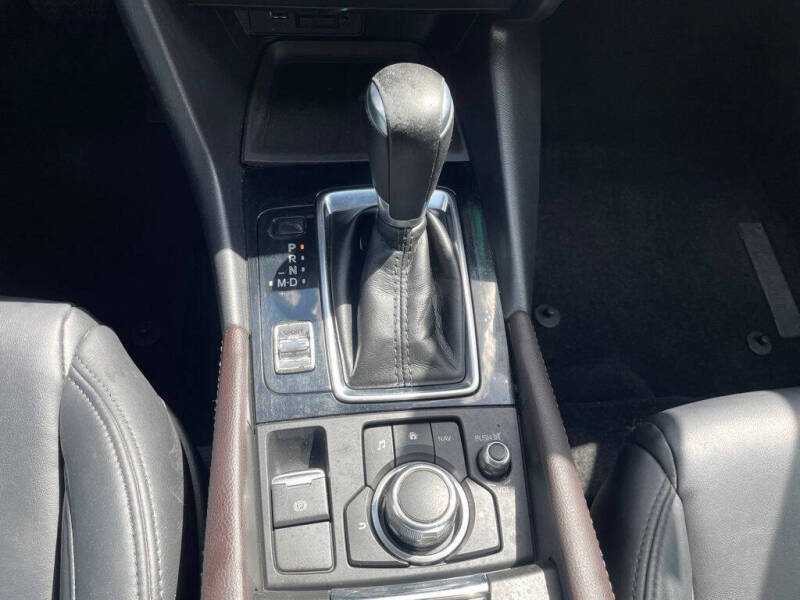 2018 Mazda MAZDA3 Touring