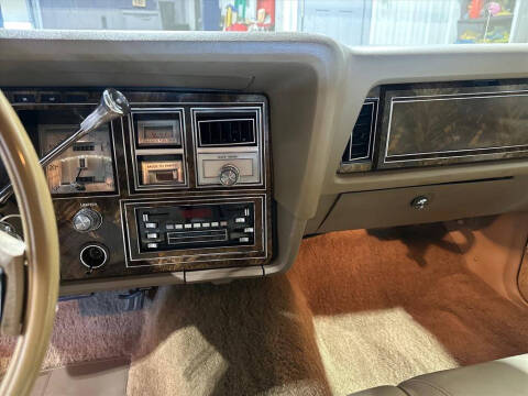 1979 Lincoln Mark V