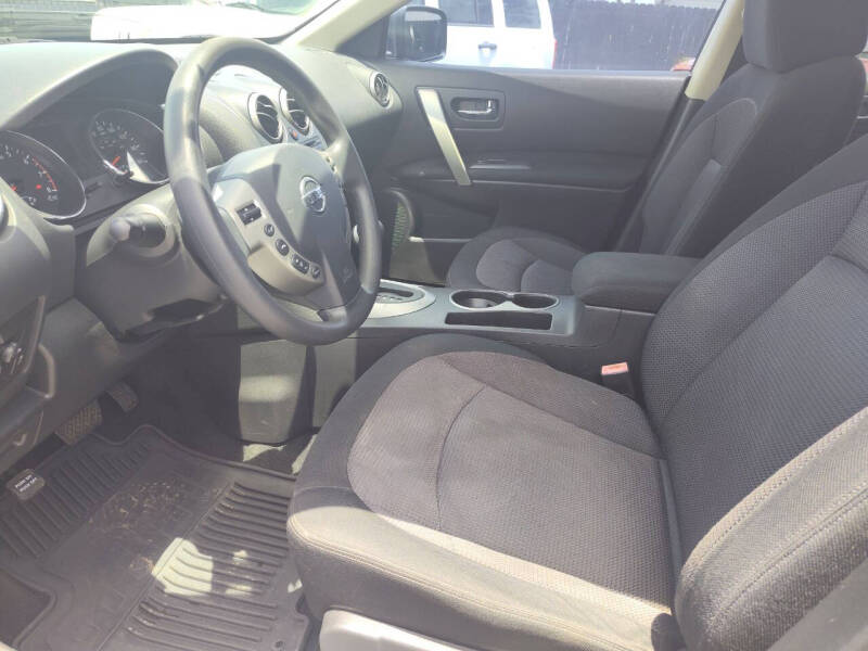 2011 Nissan Rogue SV