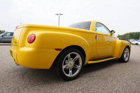 2004 Chevrolet SSR LS