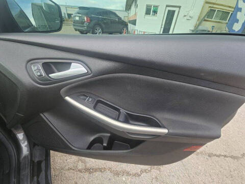 2017 Ford Focus Titanium