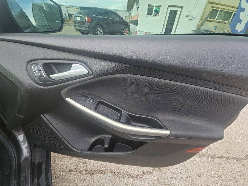 2017 Ford Focus Titanium