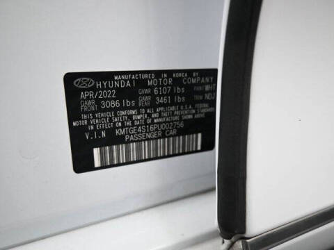 2023 Genesis Electrified G80